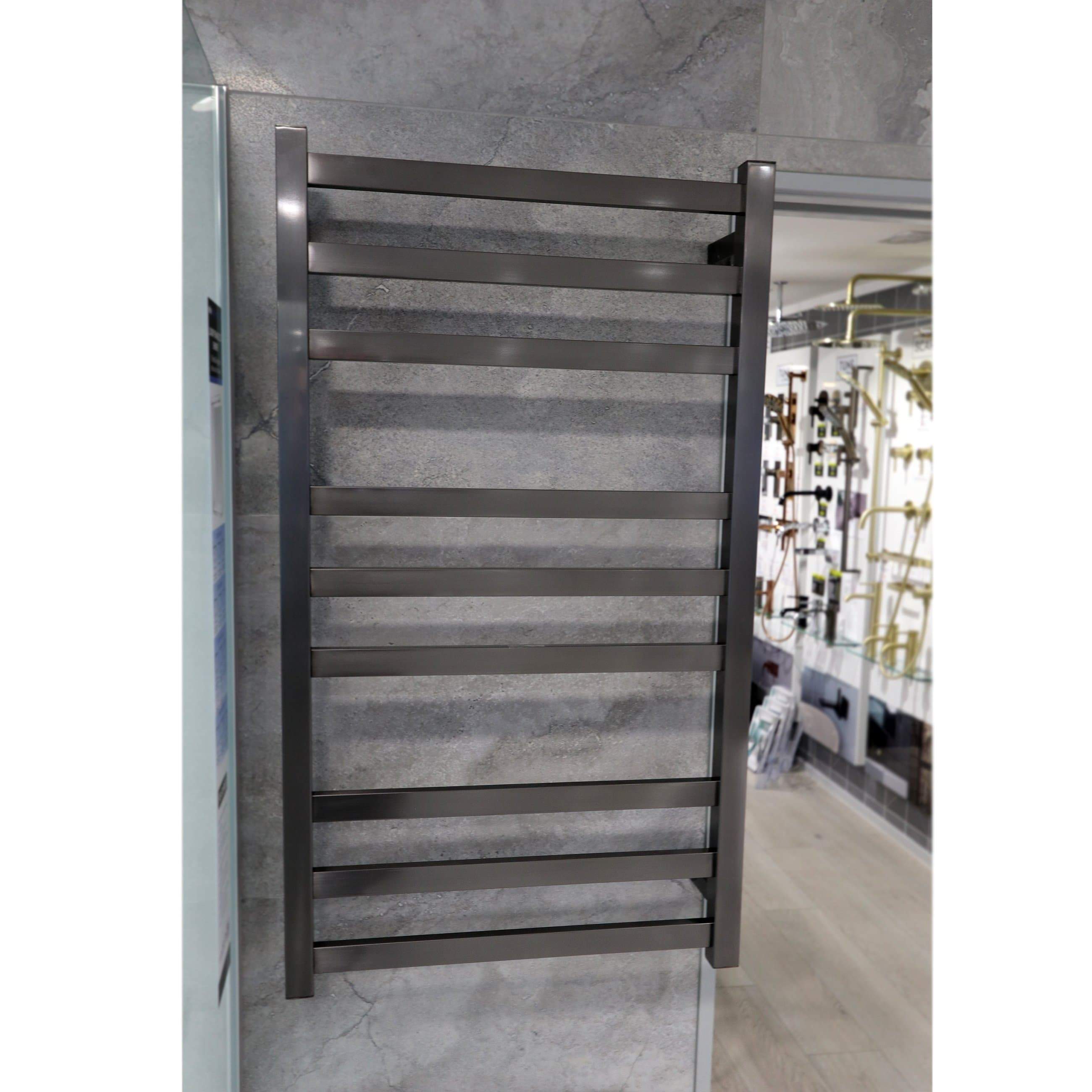 SQUARE HEATED TOWEL LADDERS 900X650MM - 5 COLOURS